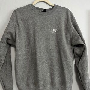 Nike Mens crew neck gray sweatshirt size medium